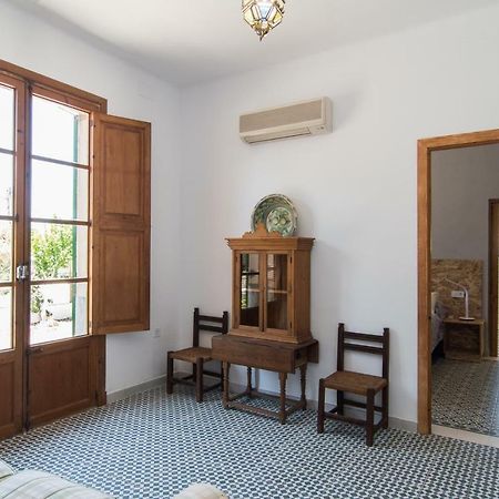 Villa Valls Монтуири Экстерьер фото