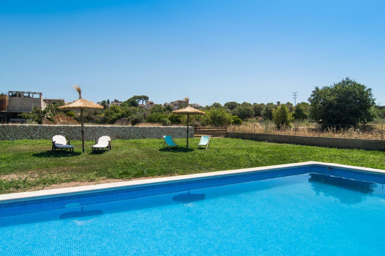 Villa Valls Монтуири Экстерьер фото